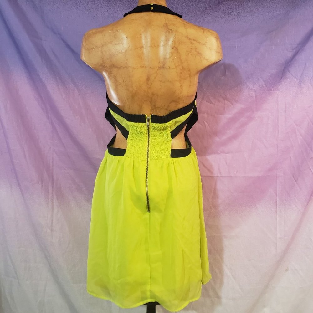 Neon Green & Black Rampage Dress - Picture 3 of 4